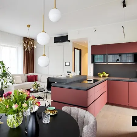 Luxury In The Centre Apartment